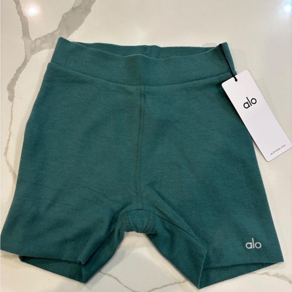 NWT alo shorts